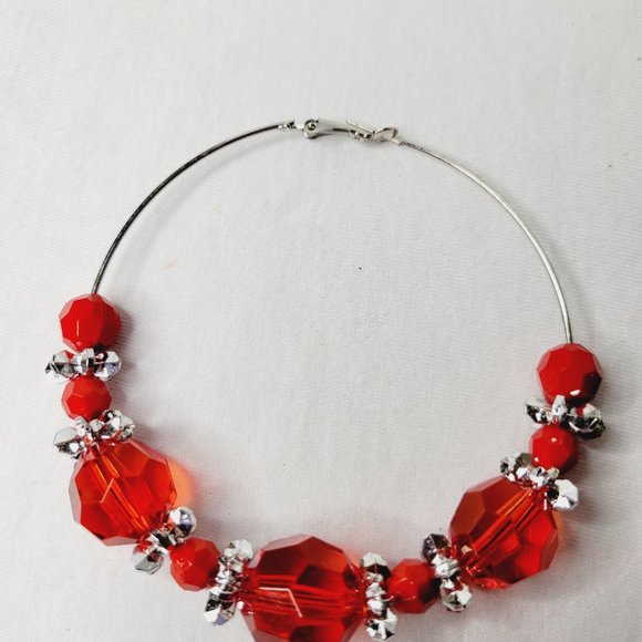 Women's Large Hoop Fashion Earrings - Picture 2 of 6